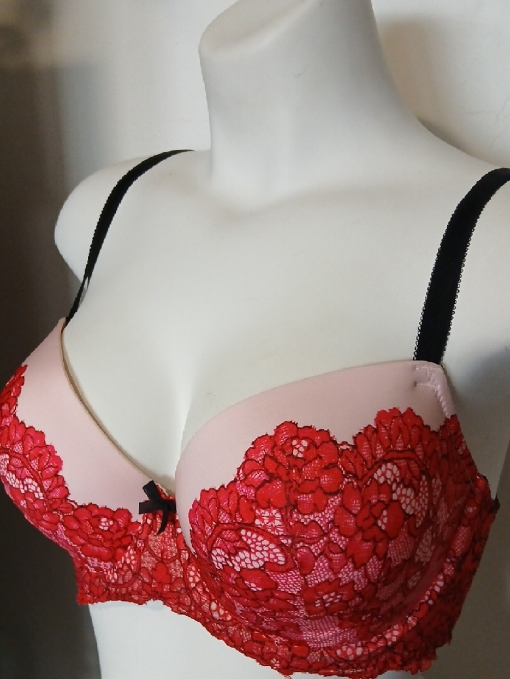Victoria's Secret Pink, Red, & Black Sexy Dream Angels Lined Demi Faux Lace Bra - Picture 3 of 16